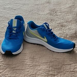 Nike Blue Athletic Sneakers with Neon Yellow Swoosh, Boys size 4Y